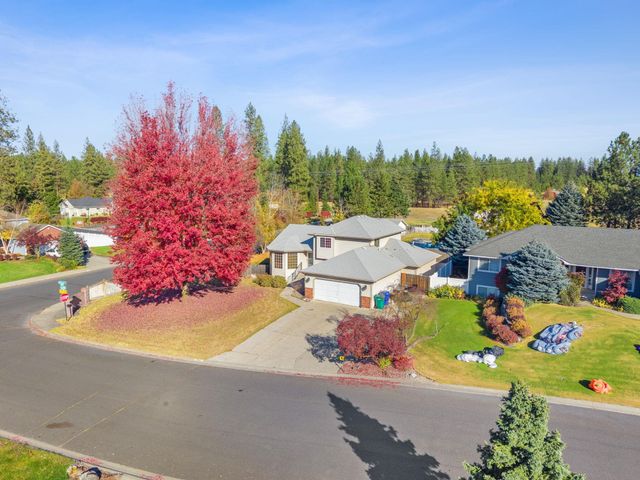 15024 N McKinnon Ct, Mead, WA 99201