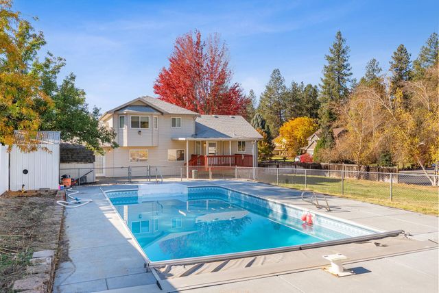 15024 N McKinnon Ct, Mead, WA 99201
