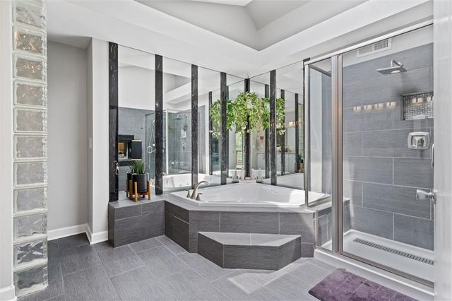 2807 NE 78th Street, Kansas City, MO 64119