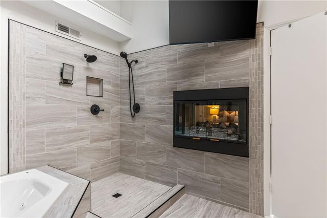2807 NE 78th Street, Kansas City, MO 64119