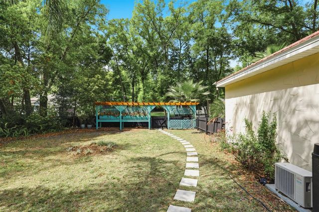 289 GARDEN STREET, Lake Helen, FL 32744