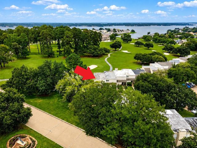 21 April Hill, Conroe, TX 77356