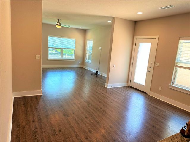 3462 W Tuscan, Fayetteville, AR 72704