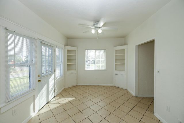 153 Almond Ave, Turlock, CA 95380