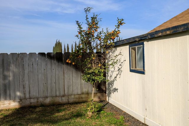 153 Almond Ave, Turlock, CA 95380