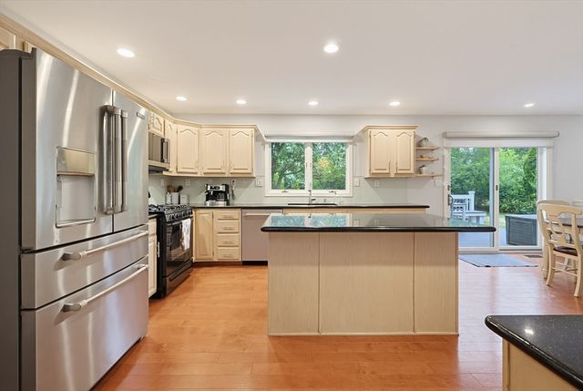 12 Iron Hollow Rd, Sharon, MA 02067