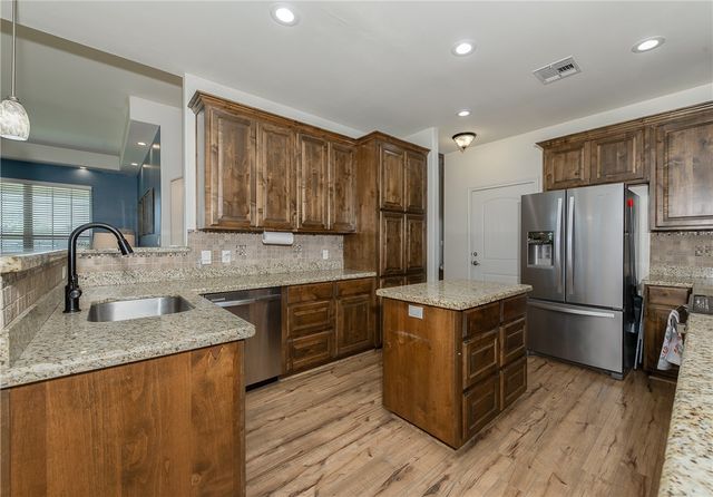 4265 Green Pastures, North Zulch, TX 77872