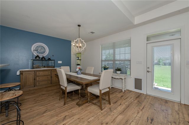 4265 Green Pastures, North Zulch, TX 77872