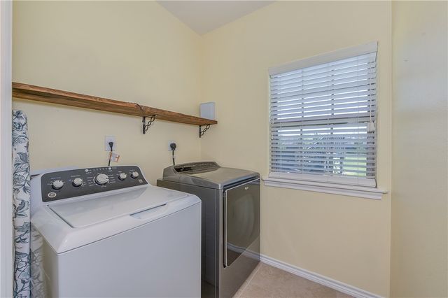 4265 Green Pastures, North Zulch, TX 77872