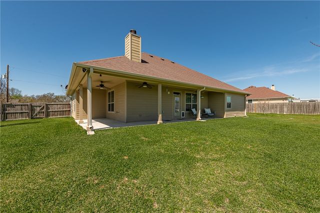 4265 Green Pastures, North Zulch, TX 77872