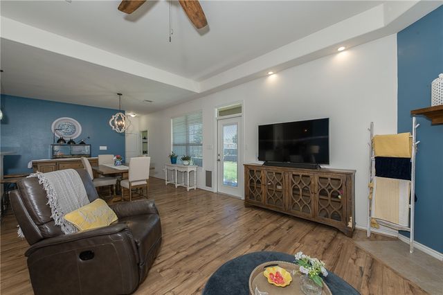 4265 Green Pastures, North Zulch, TX 77872