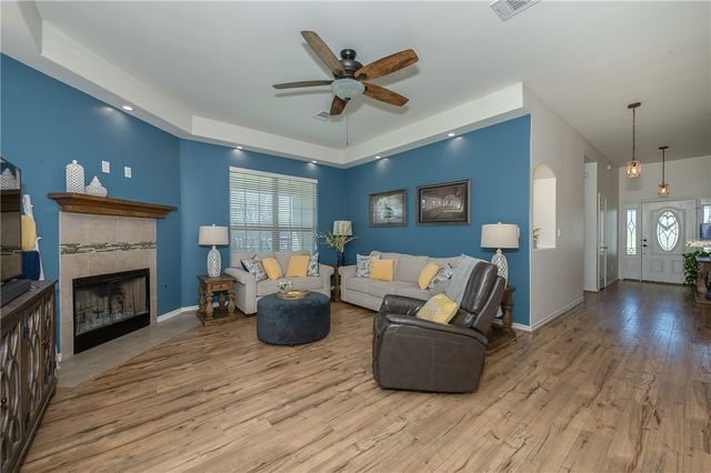 4265 Green Pastures, North Zulch, TX 77872