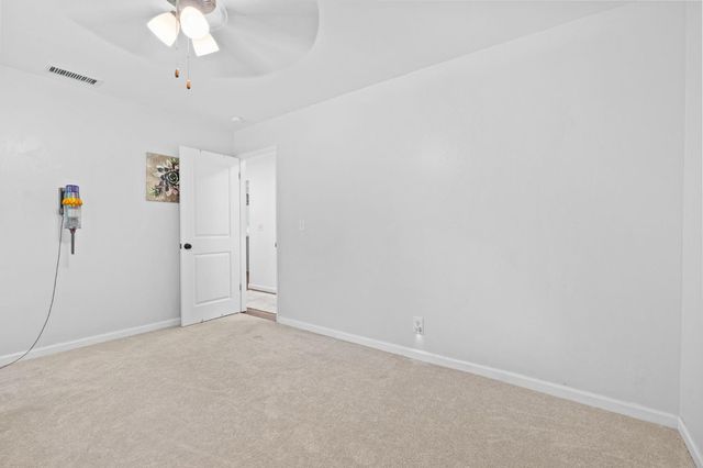8850 Hildreth Ln, Stockton, CA 95212