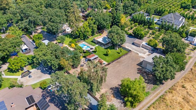 8850 Hildreth Ln, Stockton, CA 95212