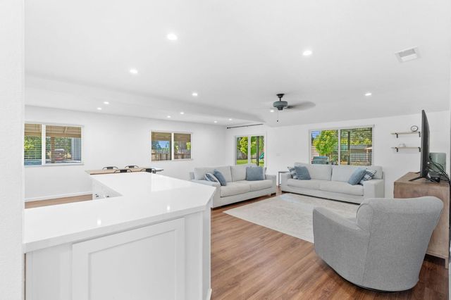 8850 Hildreth Ln, Stockton, CA 95212