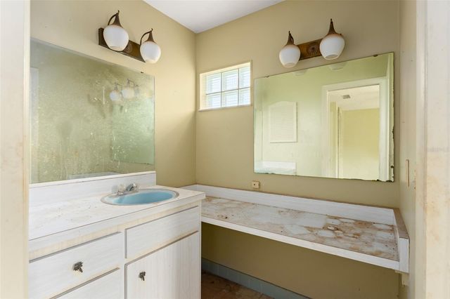 300 MONTICELLO DRIVE, Altamonte Springs, FL 32701