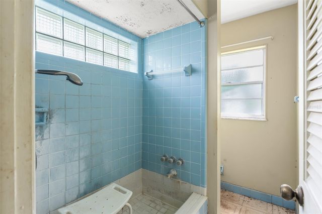 300 MONTICELLO DRIVE, Altamonte Springs, FL 32701