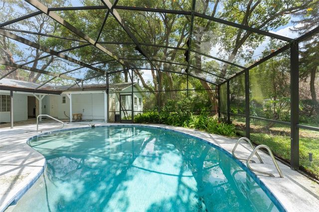 300 MONTICELLO DRIVE, Altamonte Springs, FL 32701