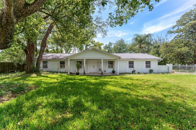 300 MONTICELLO DRIVE, Altamonte Springs, FL 32701