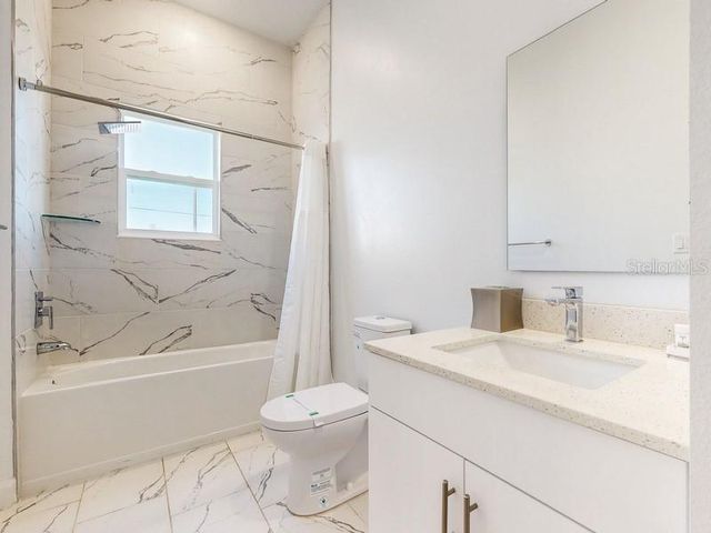 605 TRIKOMO DRIVE, Davenport, FL 33896