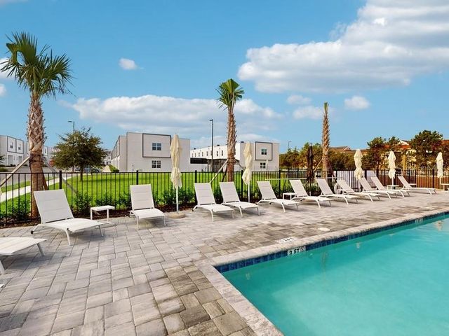 605 TRIKOMO DRIVE, Davenport, FL 33896