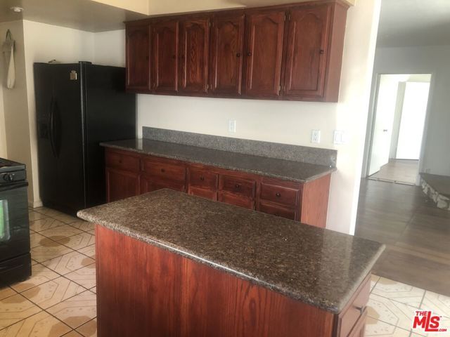 8159 ALDEA Avenue, Van Nuys (los Angeles), CA 91406