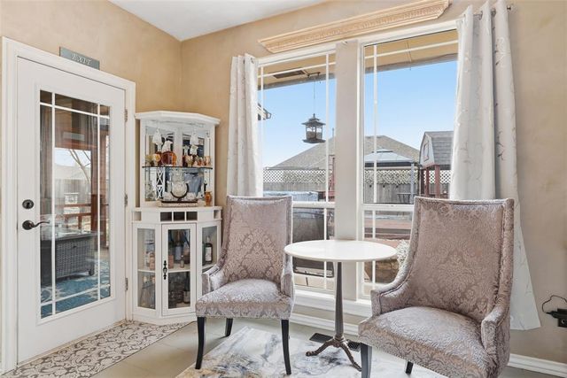 704 N Geronimo Way, Mustang, OK 73064