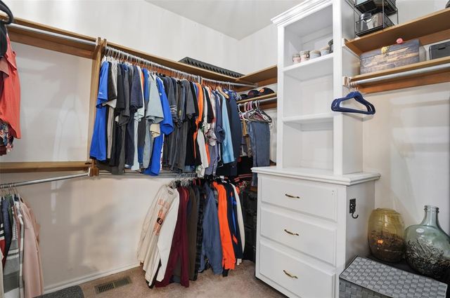 704 N Geronimo Way, Mustang, OK 73064