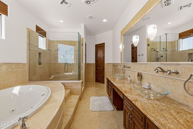 17506 E Rancho Tierra Drive, Rio Verde, AZ 85263