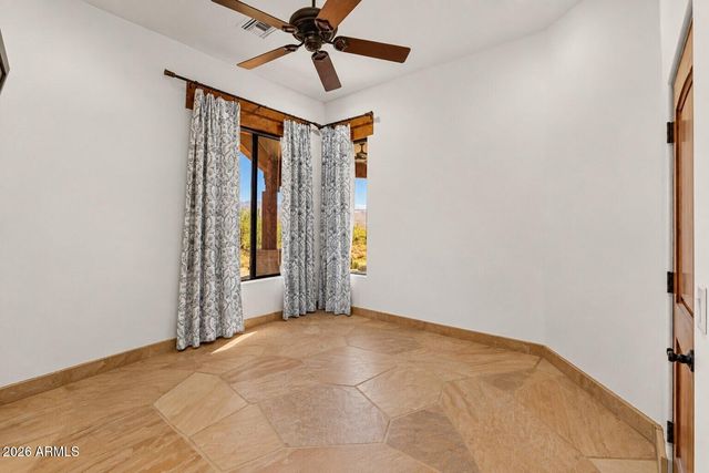 17506 E Rancho Tierra Drive, Rio Verde, AZ 85263