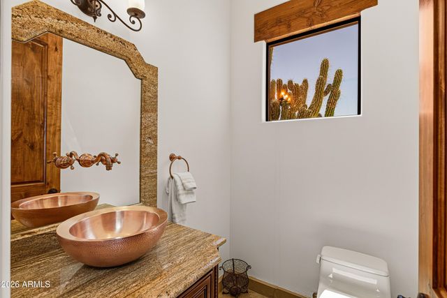 17506 E Rancho Tierra Drive, Rio Verde, AZ 85263