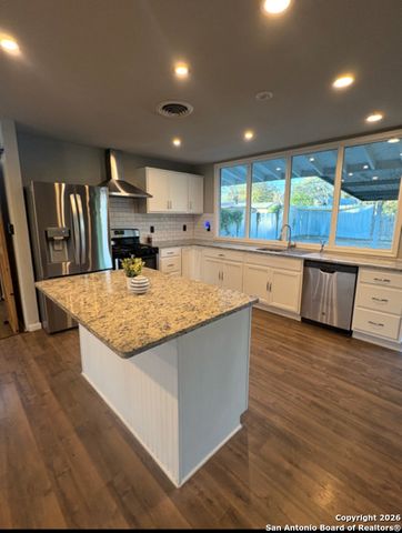 3715 Electra Dr, San Antonio, TX 78218