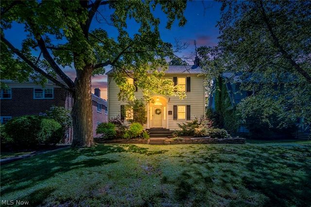 137 N Rose Boulevard, Akron, OH 44302