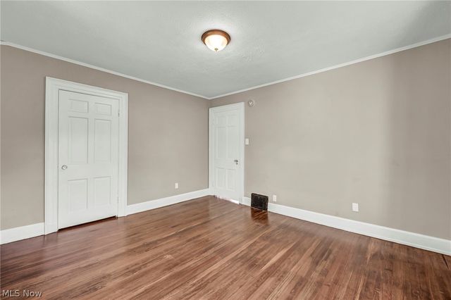 137 N Rose Boulevard, Akron, OH 44302