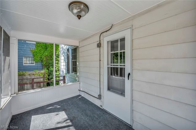 137 N Rose Boulevard, Akron, OH 44302