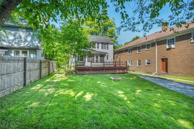 137 N Rose Boulevard, Akron, OH 44302