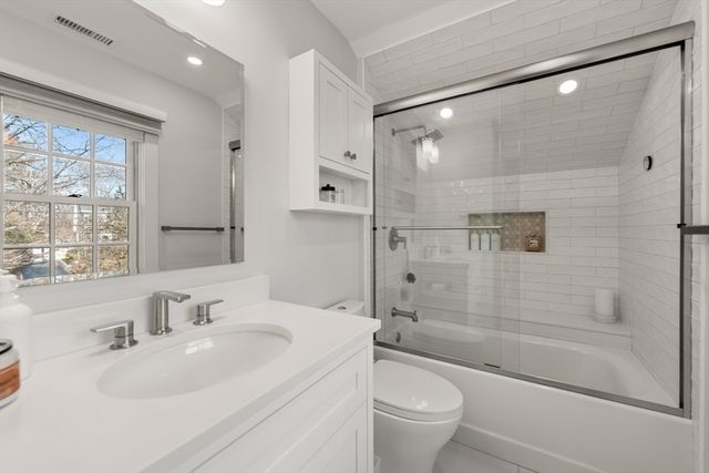 151 Oakland Street, Wellesley, MA 02481