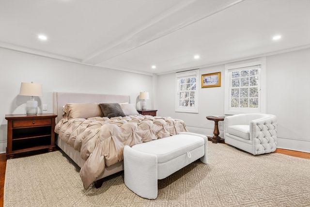 151 Oakland Street, Wellesley, MA 02481