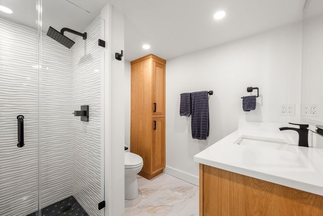 151 Oakland Street, Wellesley, MA 02481