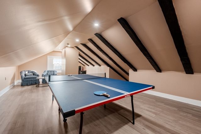 151 Oakland Street, Wellesley, MA 02481