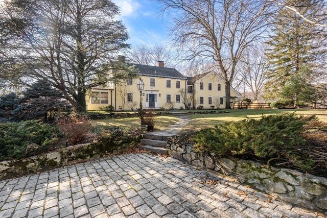 151 Oakland Street, Wellesley, MA 02481