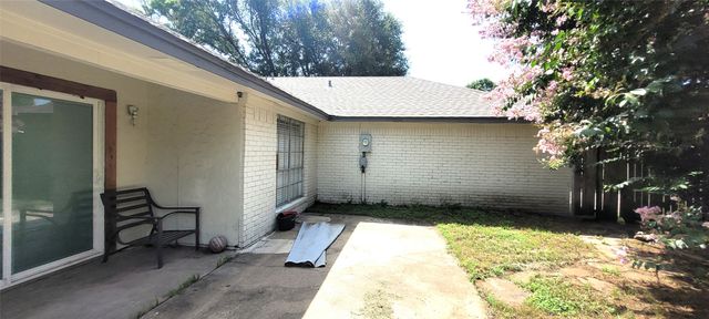 206 Sagebrush Lane, Waxahachie, TX 75165