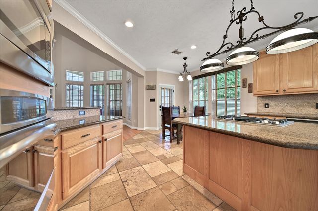 2335 River Rock Trail, Kingwood, TX 77345