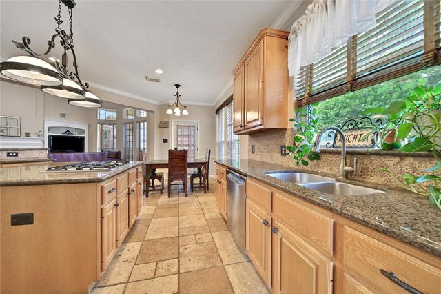 2335 River Rock Trail, Kingwood, TX 77345