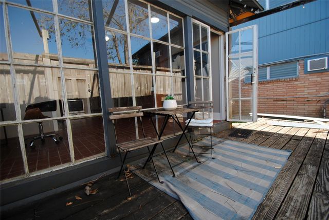 1110 Missouri Street, Houston, TX 77006