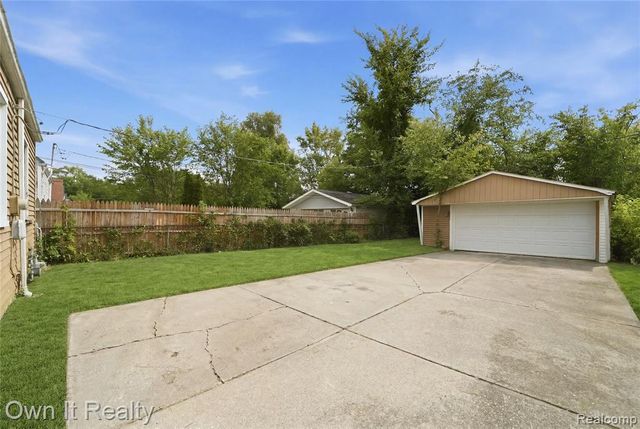 6454 Vaughan Street, Detroit, MI 48228