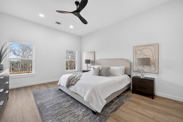 555 Burrell Drive, Dallas, TX 75232