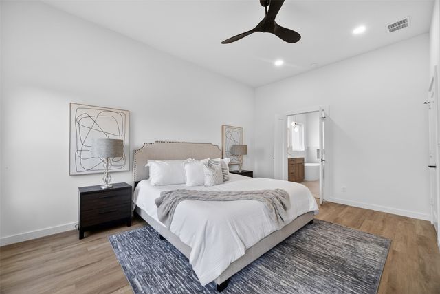 555 Burrell Drive, Dallas, TX 75232