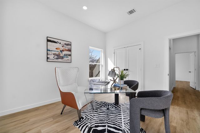 555 Burrell Drive, Dallas, TX 75232