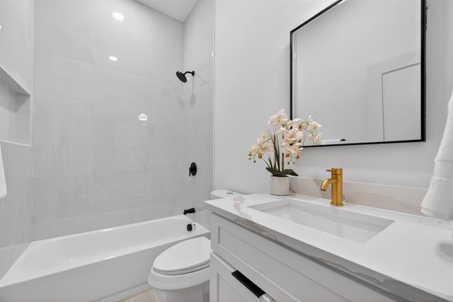 555 Burrell Drive, Dallas, TX 75232